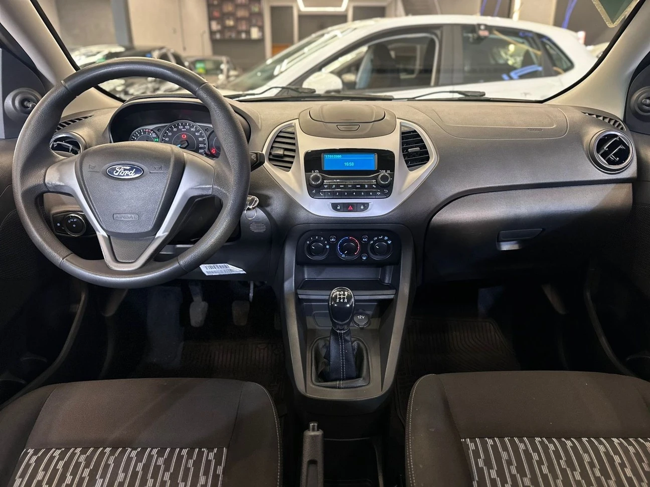 FORD KA