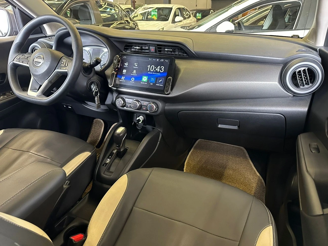 NISSAN KICKS