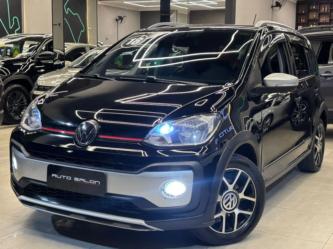 VOLKSWAGEN CROSS UP