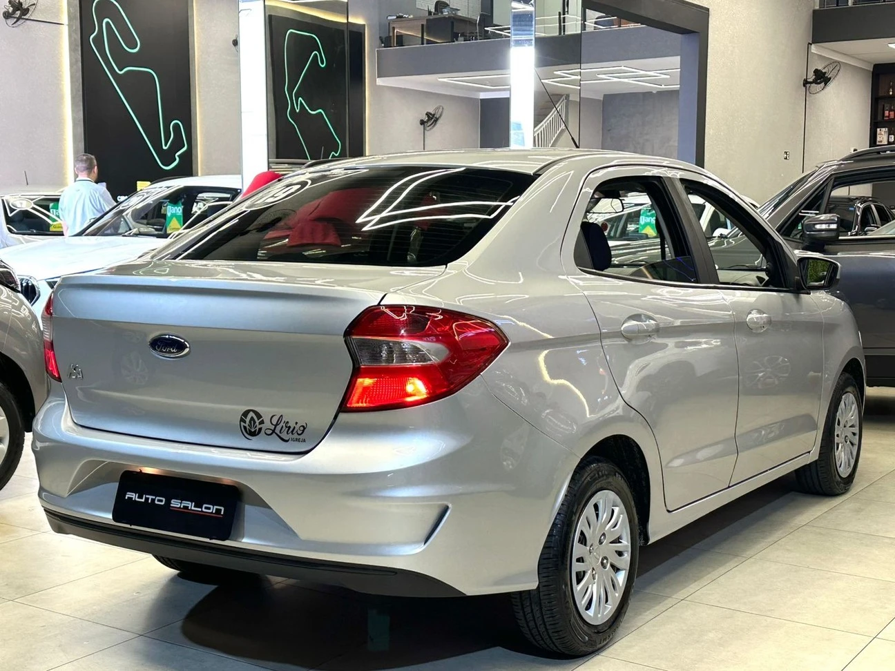 FORD KA