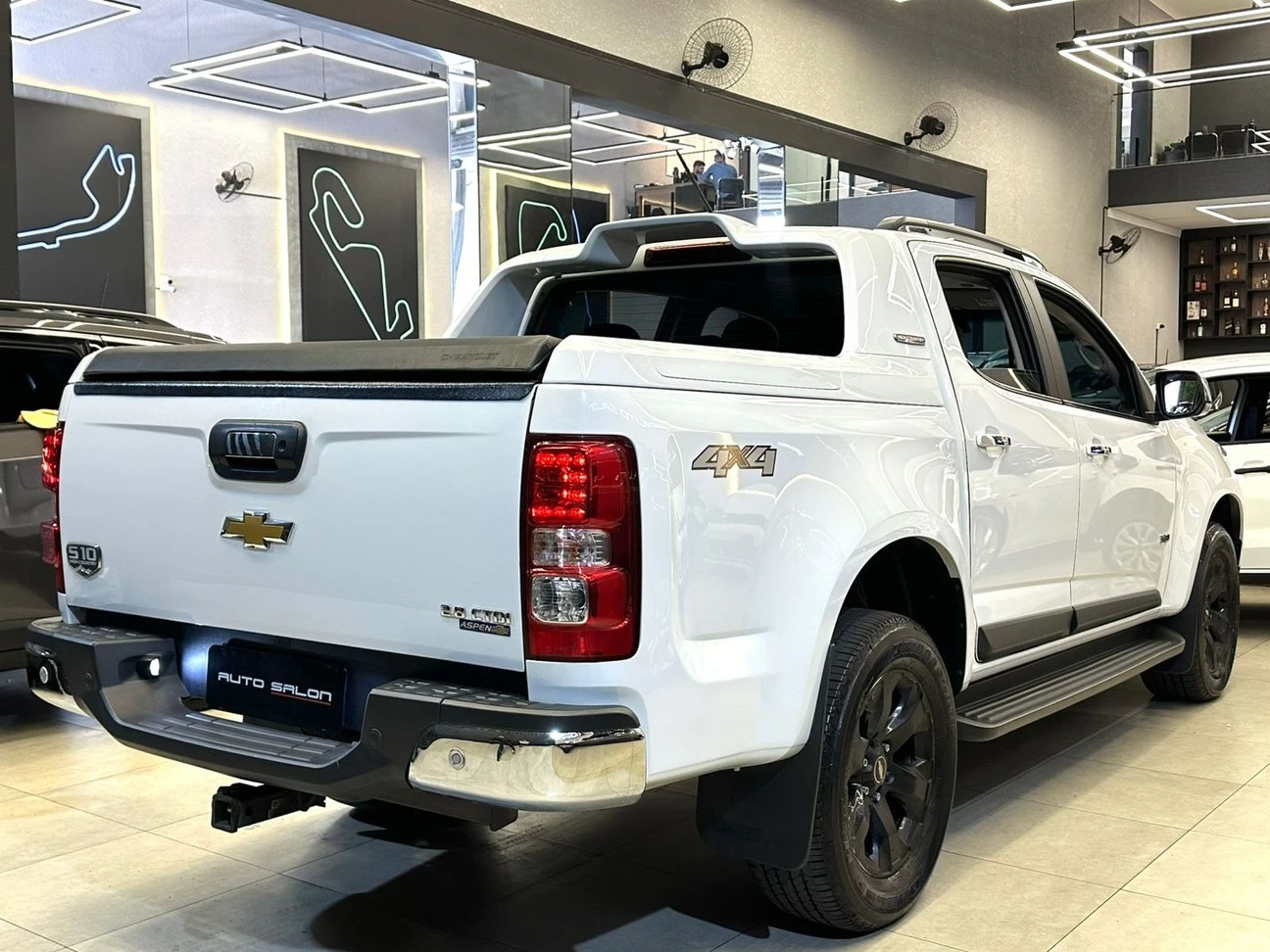 CHEVROLET S10