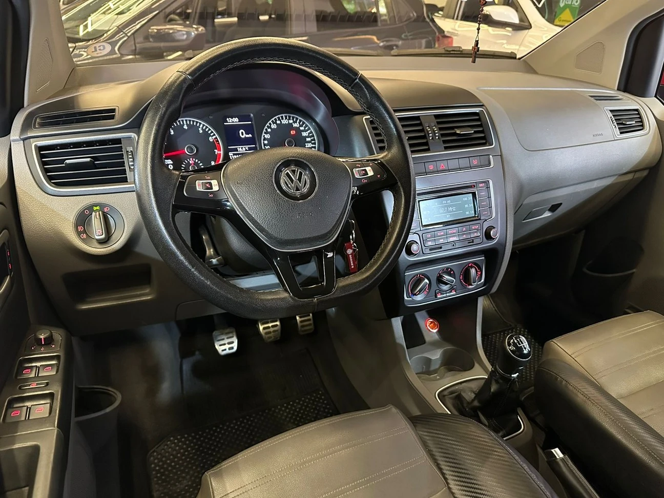 VOLKSWAGEN FOX