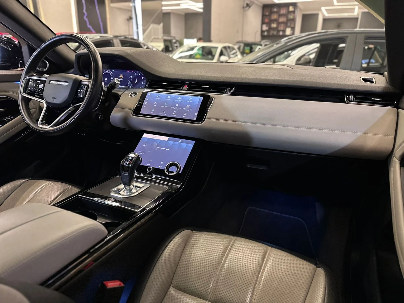 LAND ROVER RANGE ROVER EVOQUE