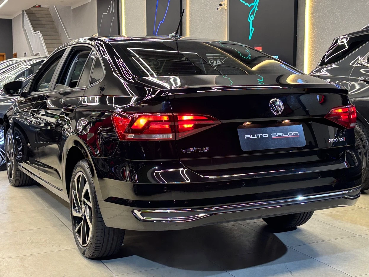 VOLKSWAGEN VIRTUS