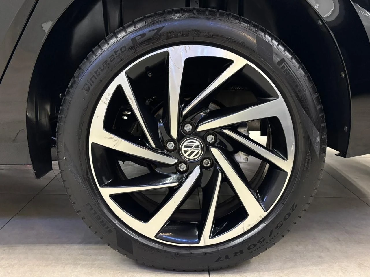 VOLKSWAGEN VIRTUS