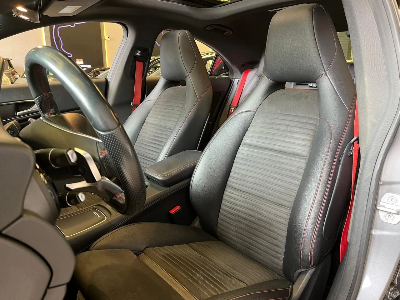MERCEDES-BENZ CLA 250