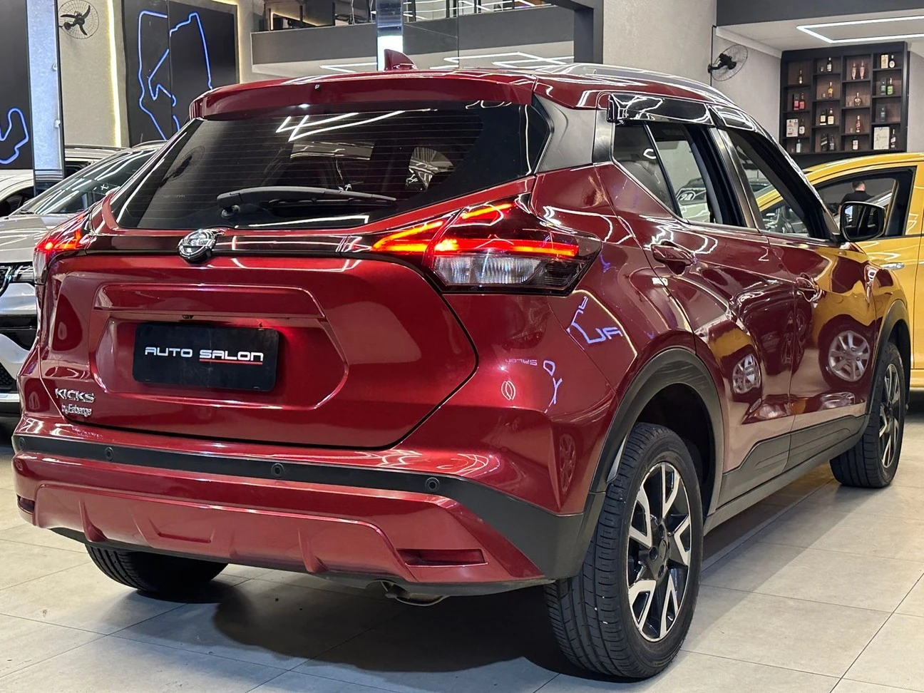 NISSAN KICKS