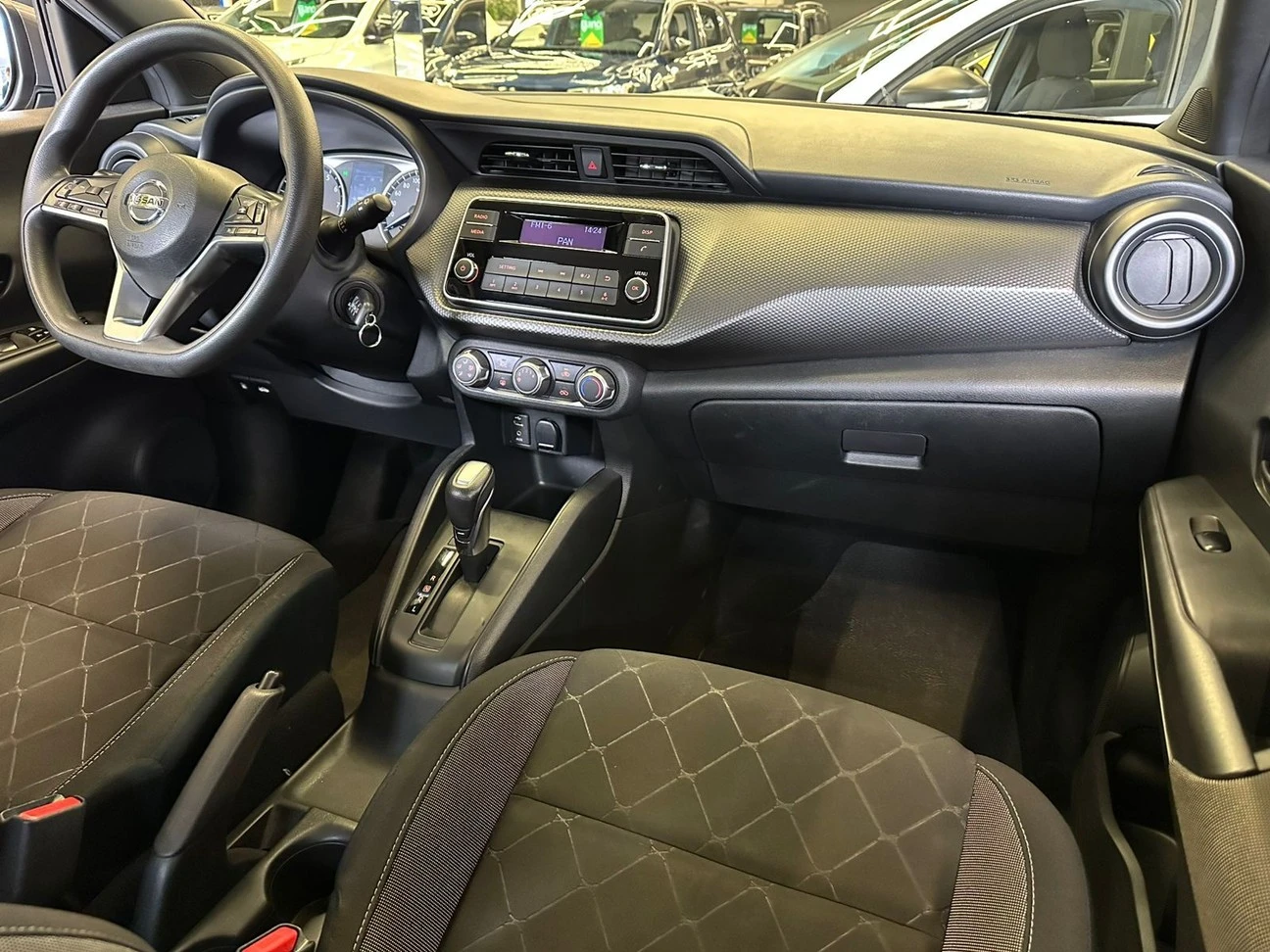 NISSAN KICKS