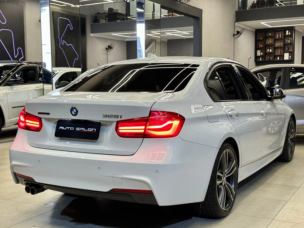 BMW 328I