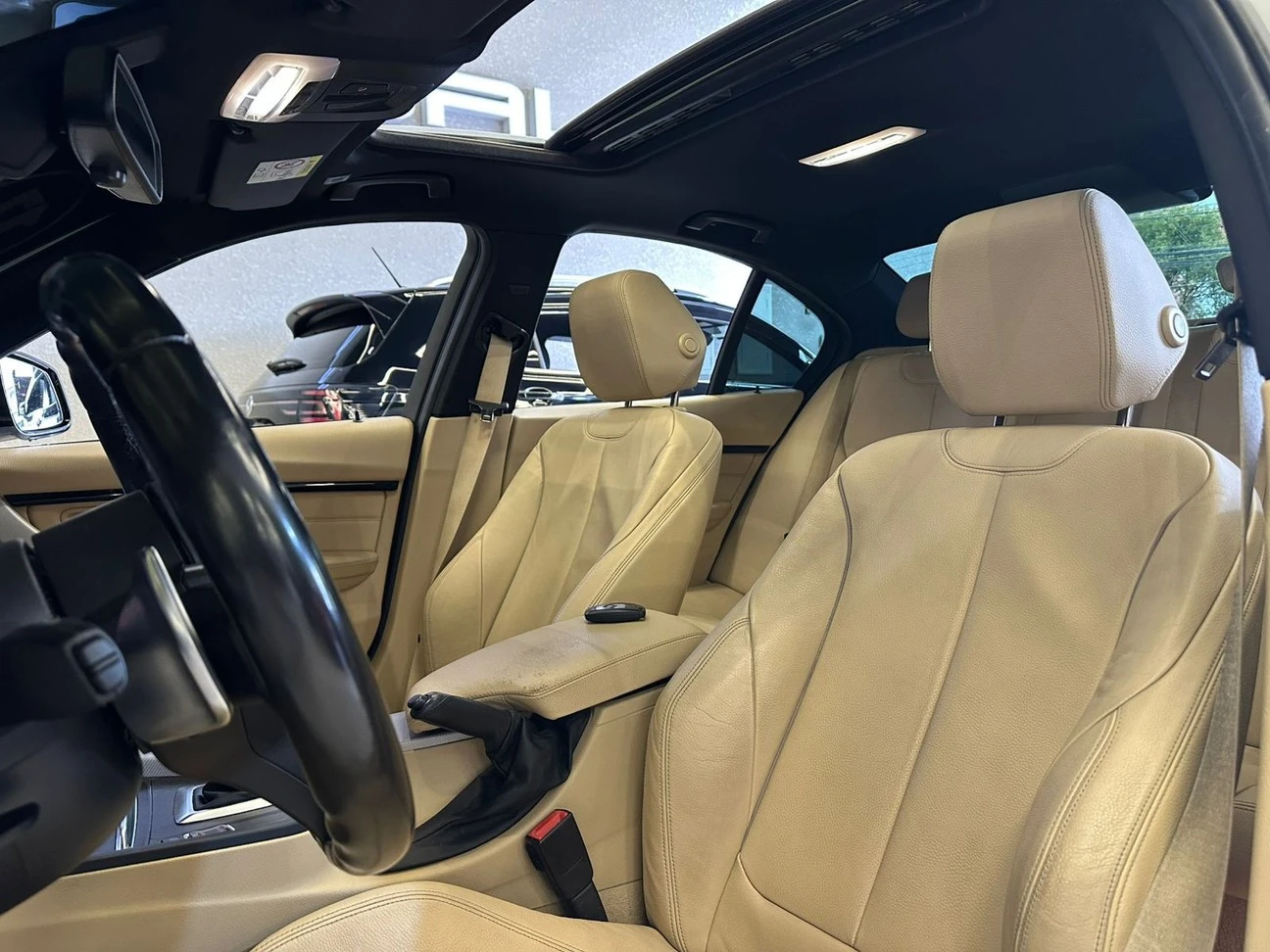 BMW 328I