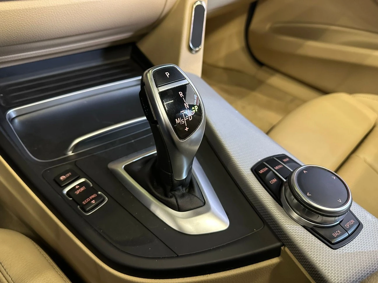 BMW 328I