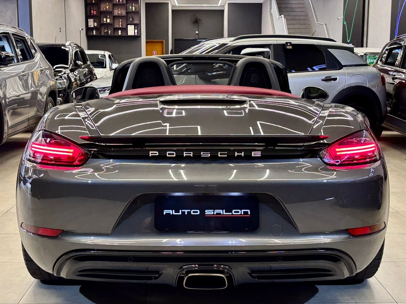 PORSCHE 718