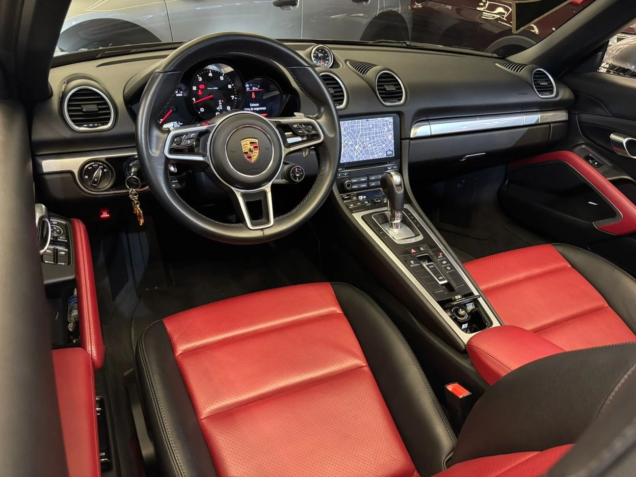 PORSCHE 718