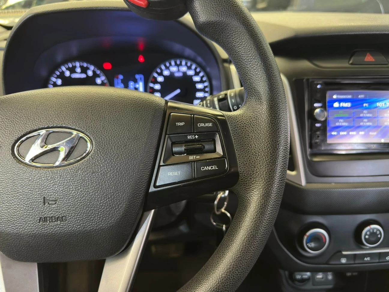 HYUNDAI CRETA