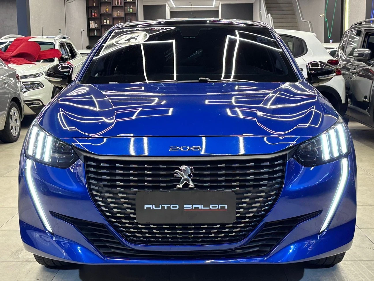 PEUGEOT 208