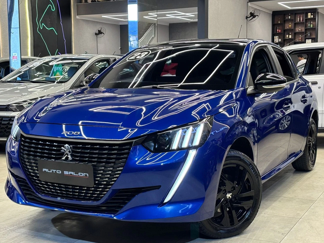 PEUGEOT 208