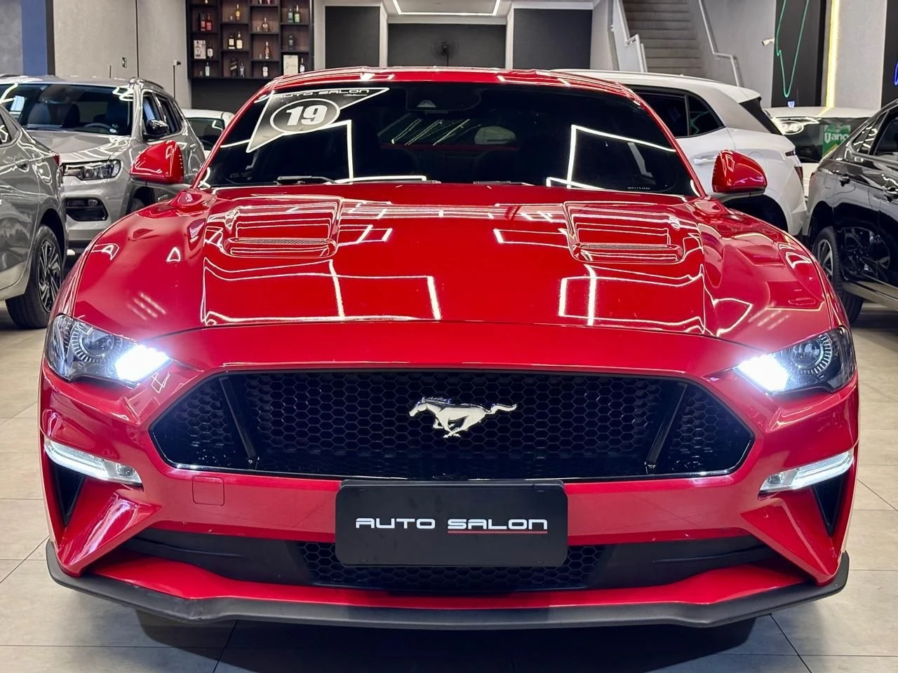 FORD MUSTANG
