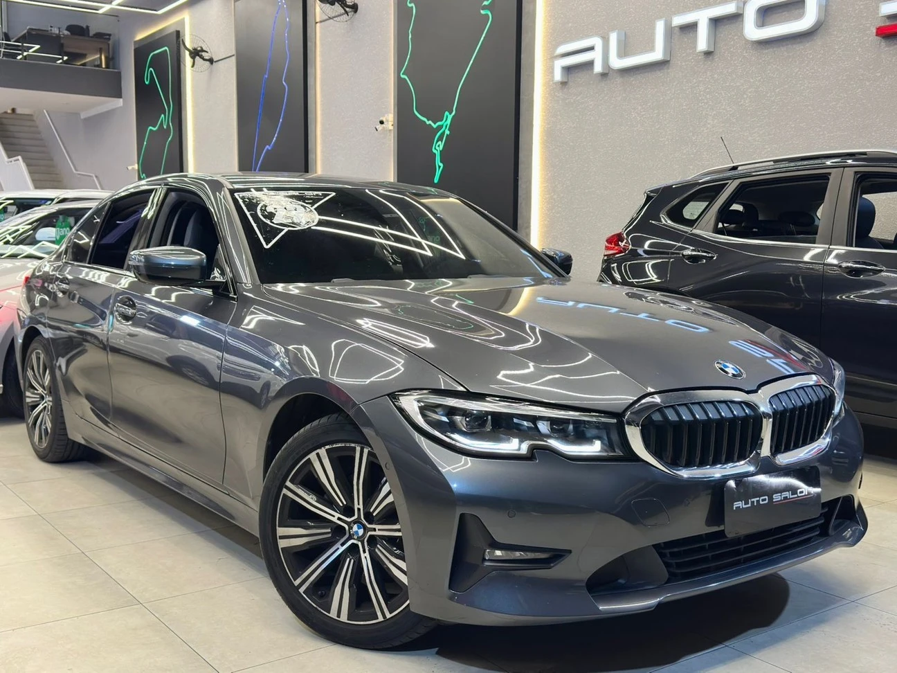 BMW 320i