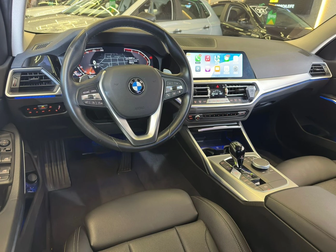 BMW 320i