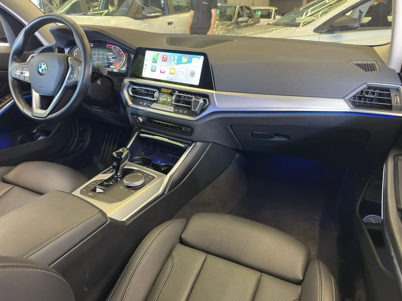 BMW 320i