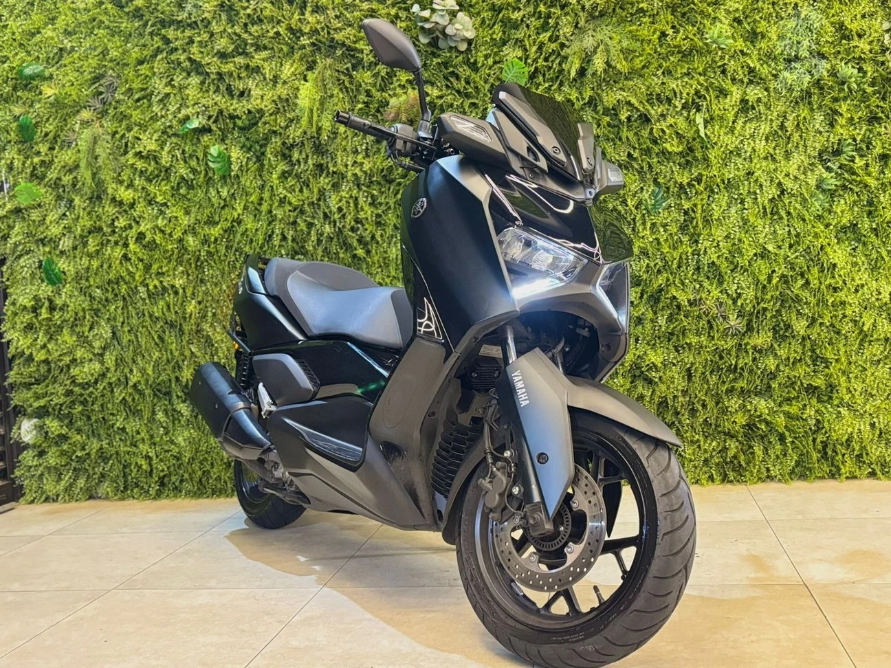 YAMAHA XMAX 250 CONNECTED ABS