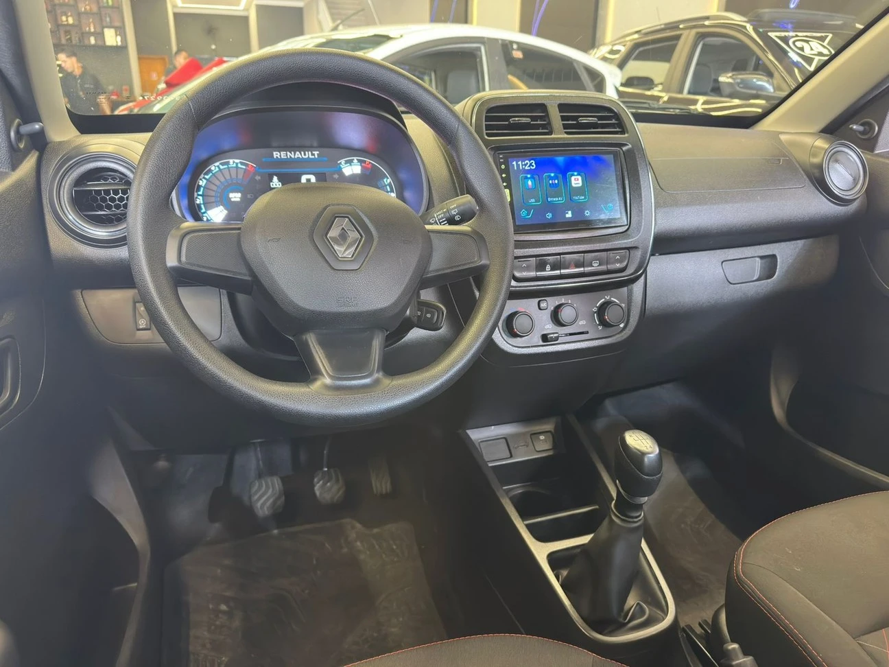 RENAULT KWID