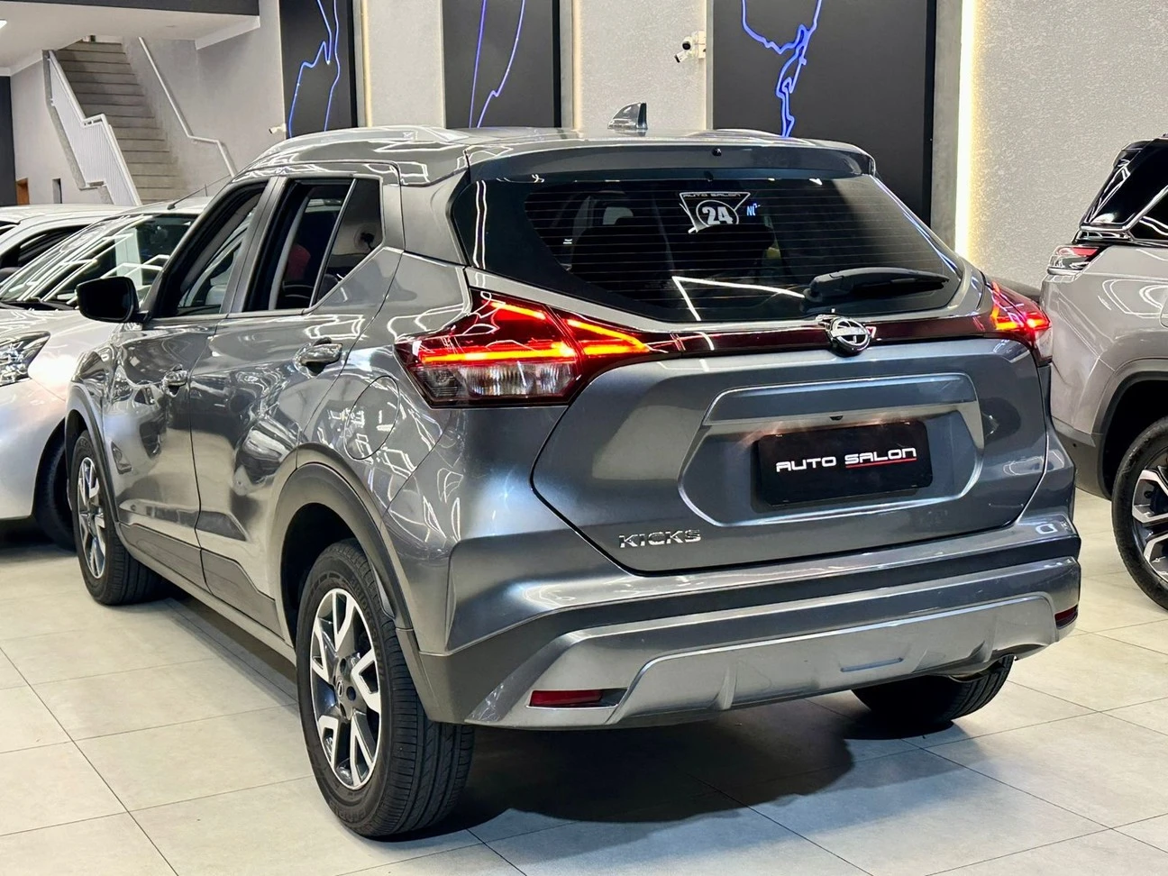 NISSAN KICKS