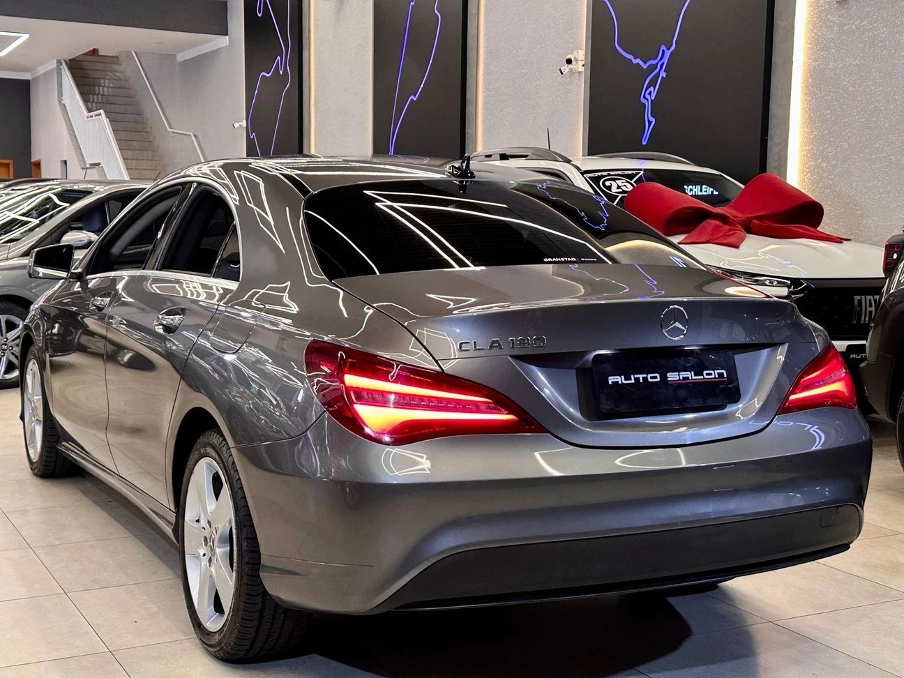 MERCEDES-BENZ CLA 180