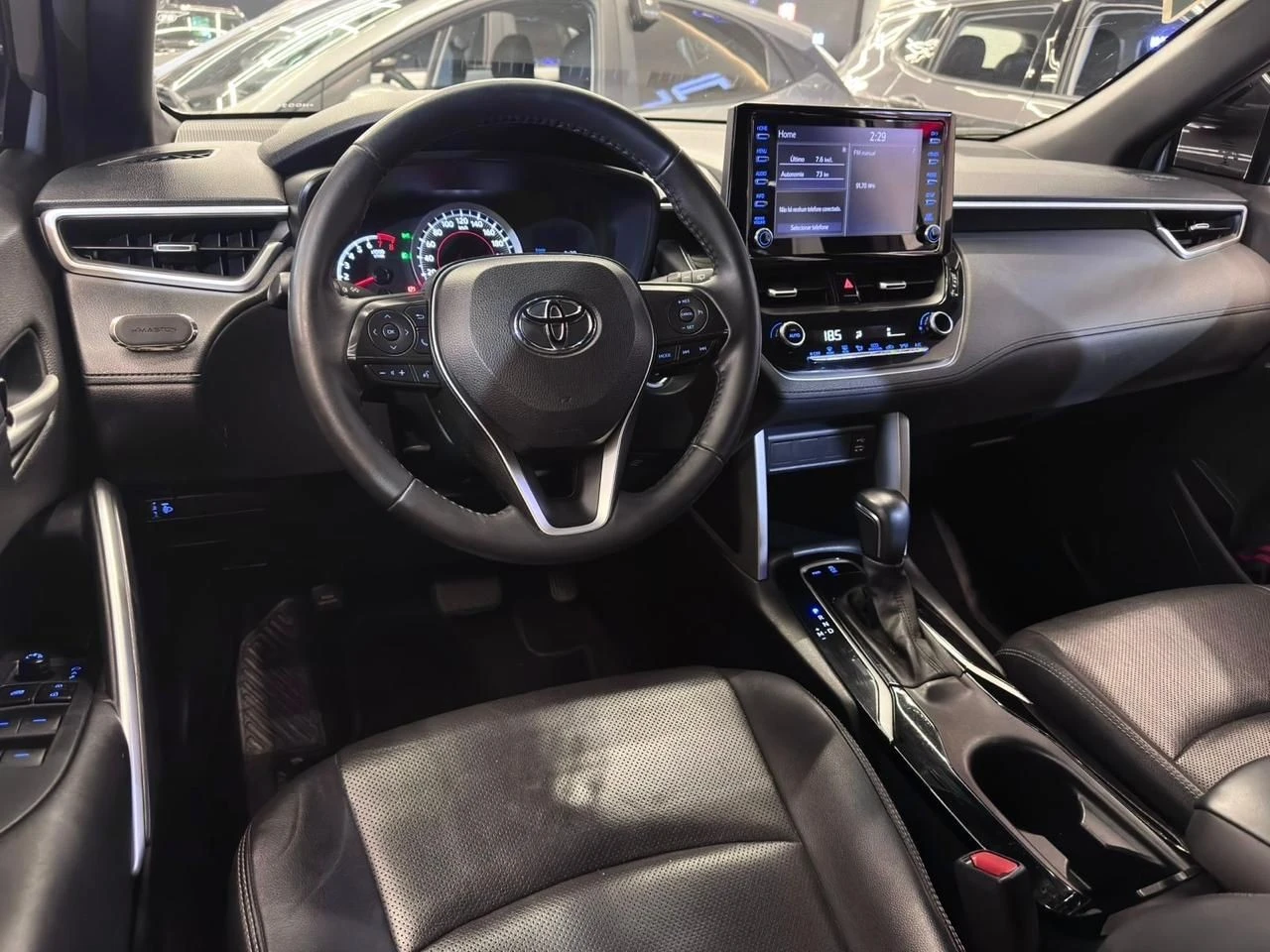 TOYOTA COROLLA CROSS