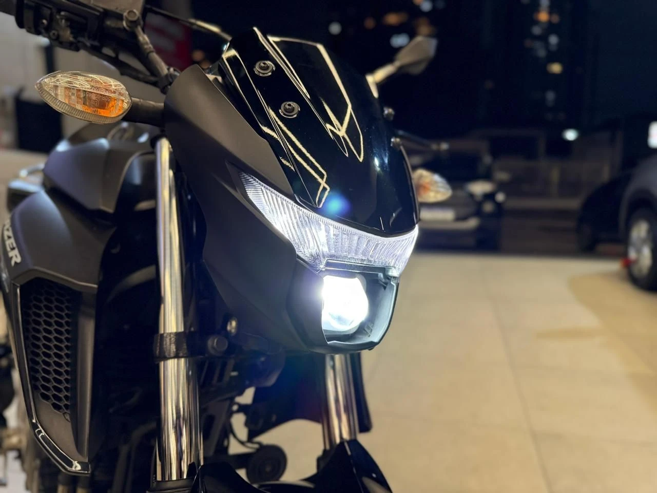 YAMAHA FZ25 FAZER ABS