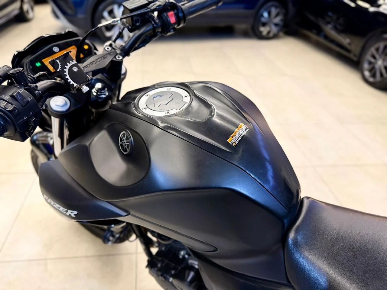 YAMAHA FZ25 FAZER ABS
