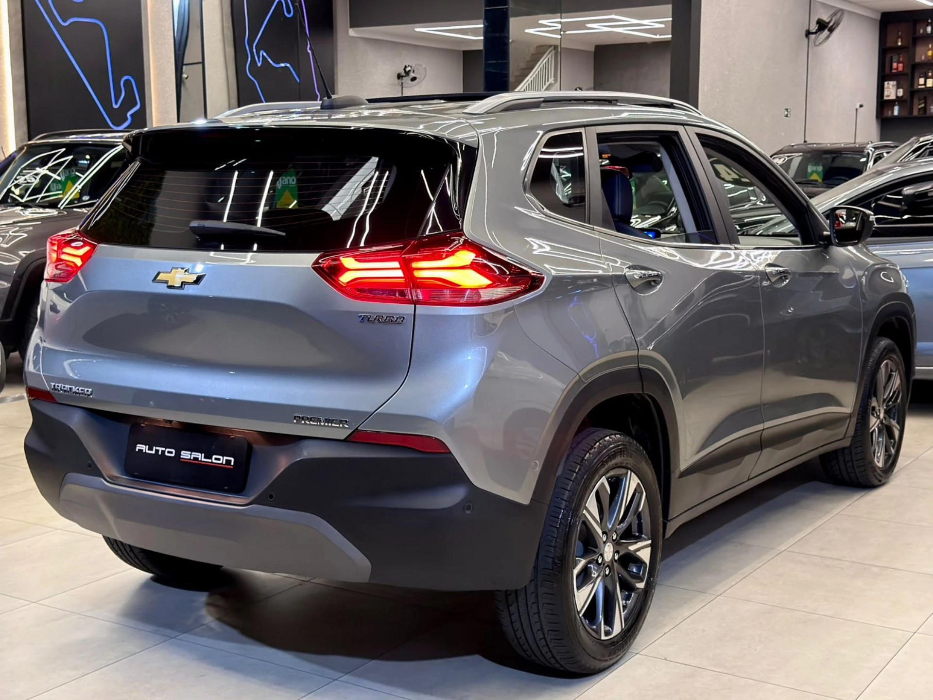 CHEVROLET TRACKER