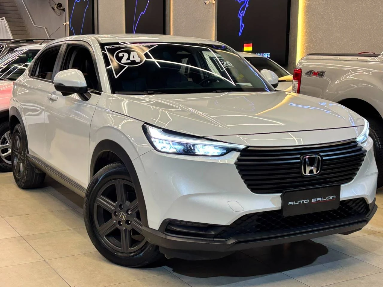 HR-V