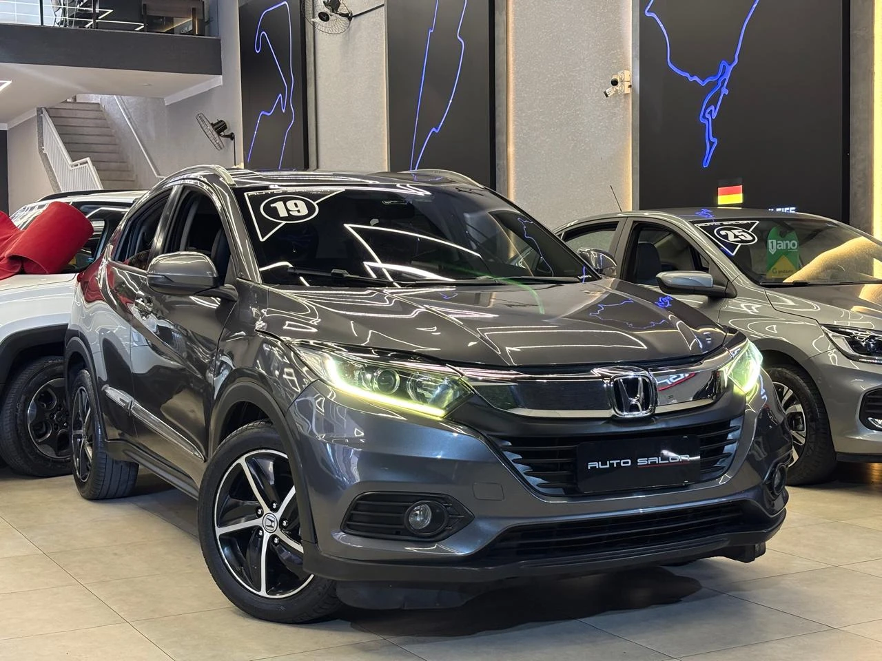 HR-V