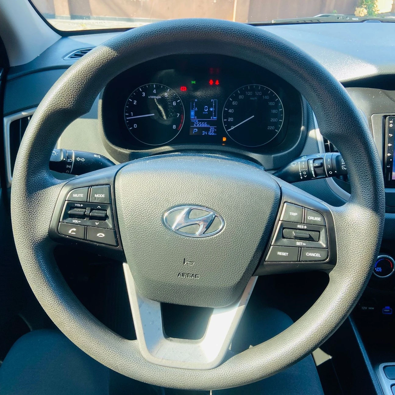 HYUNDAI CRETA