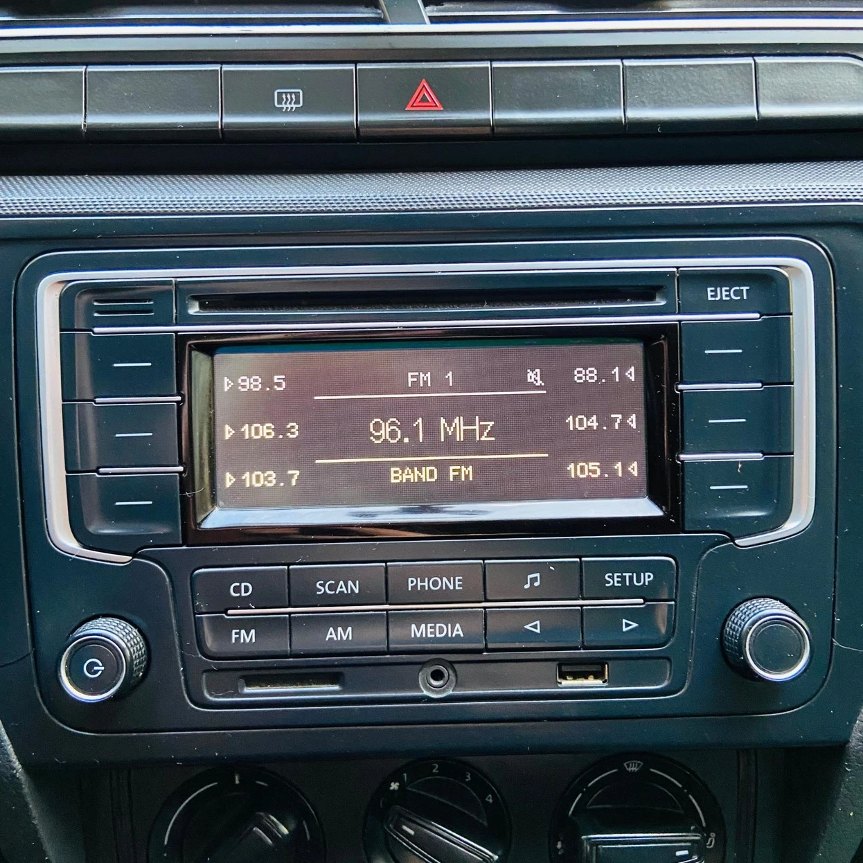 VOLKSWAGEN VOYAGE