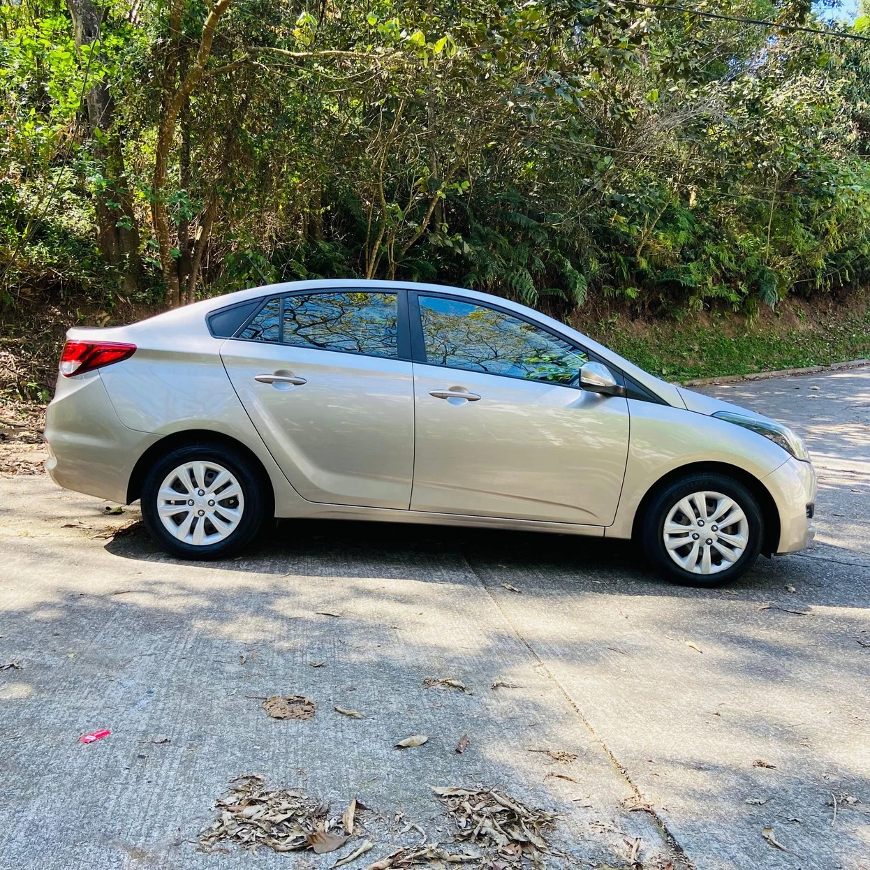 HYUNDAI HB20S