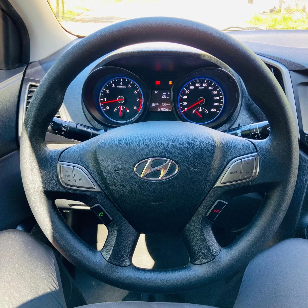HYUNDAI HB20S