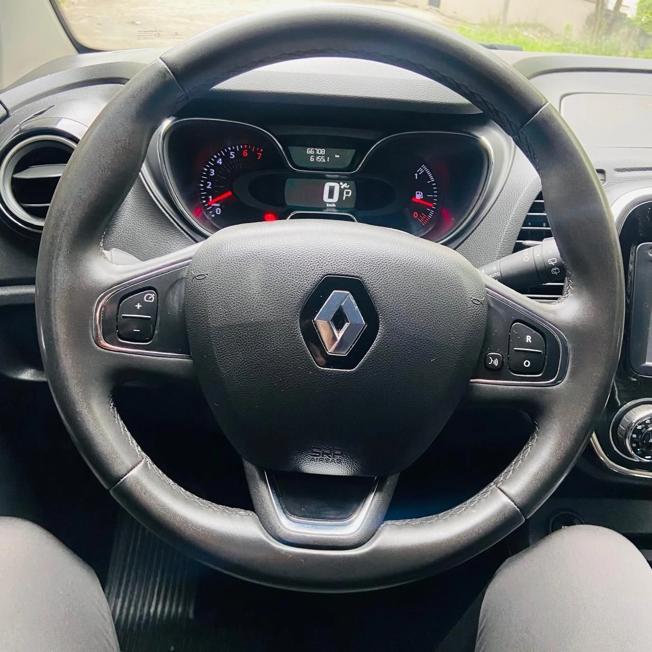 RENAULT CAPTUR