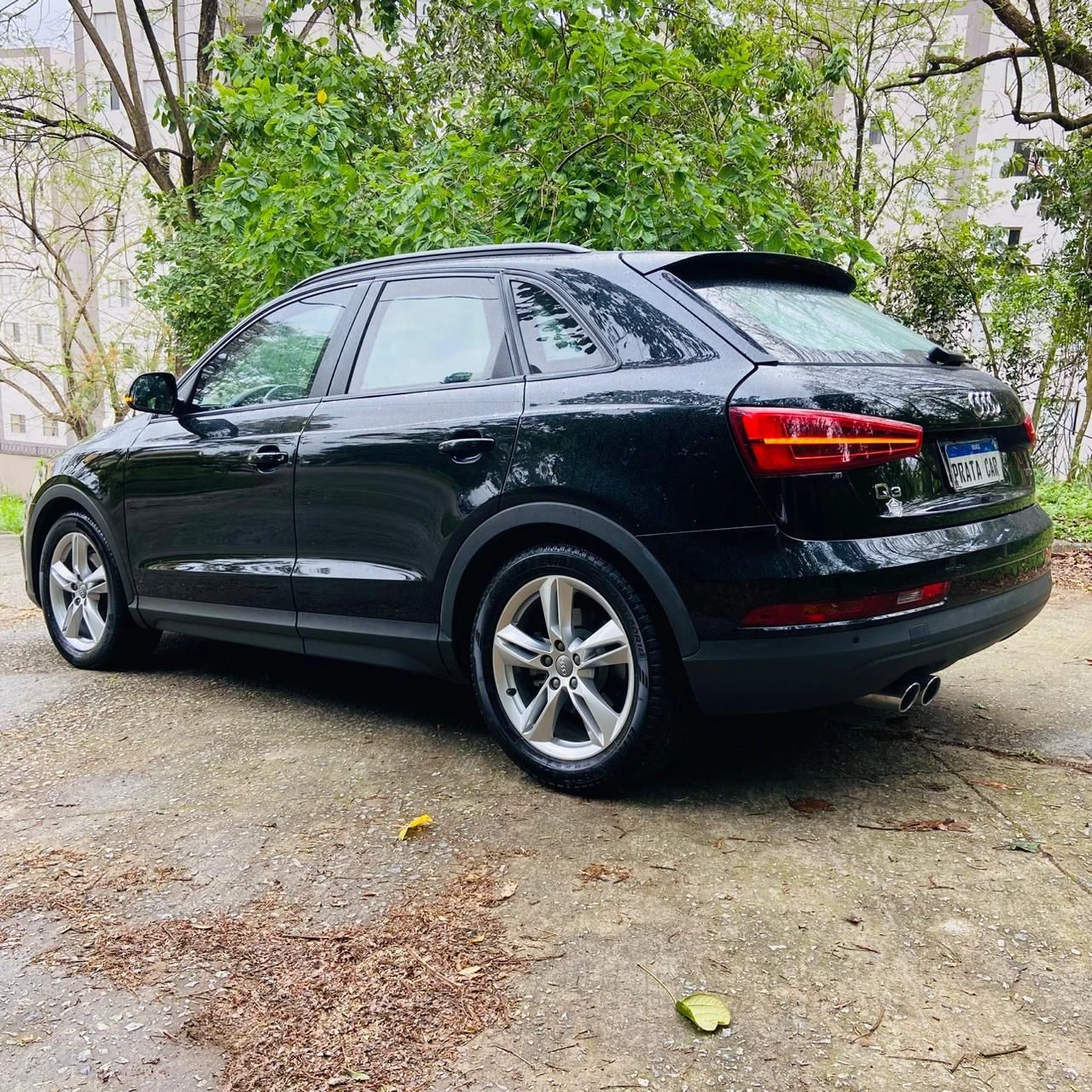 AUDI Q3