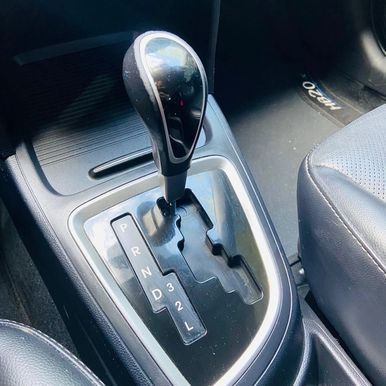 HYUNDAI HB20X