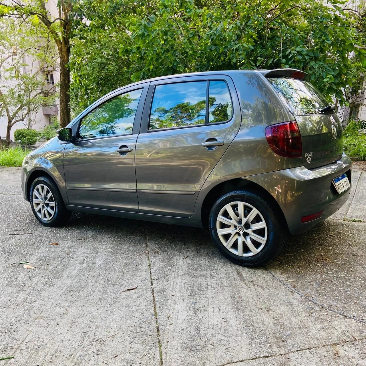 VOLKSWAGEN FOX