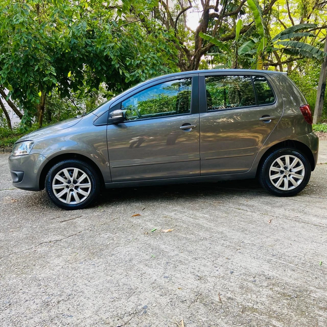 VOLKSWAGEN FOX