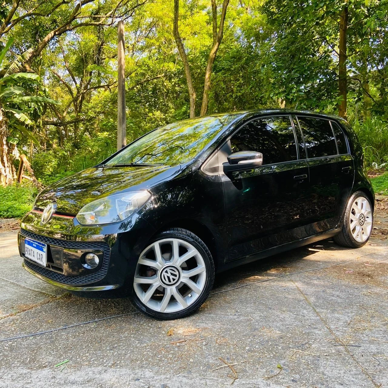 VOLKSWAGEN UP