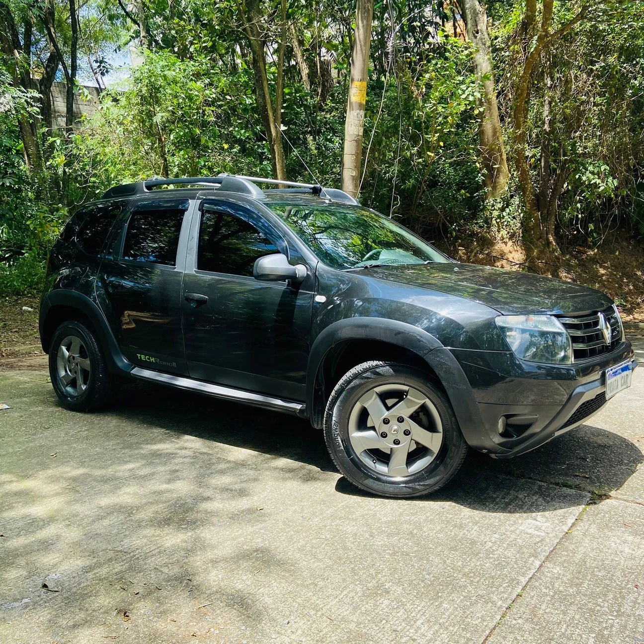 RENAULT DUSTER