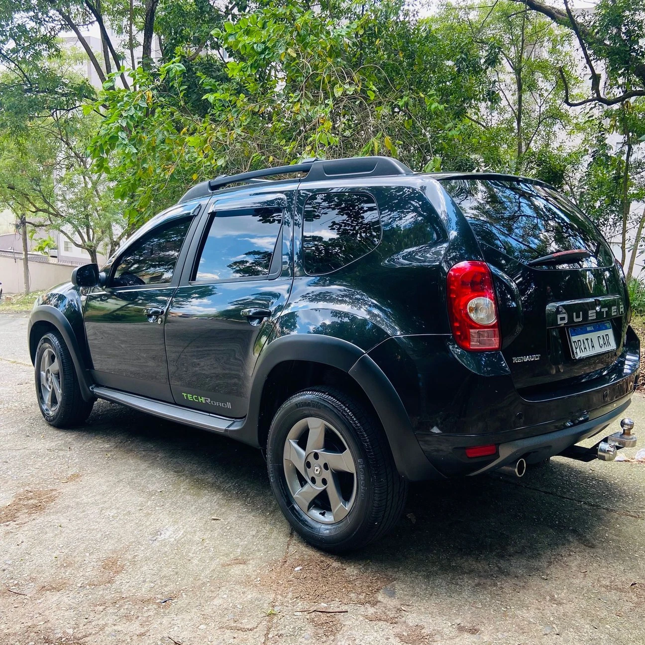 RENAULT DUSTER