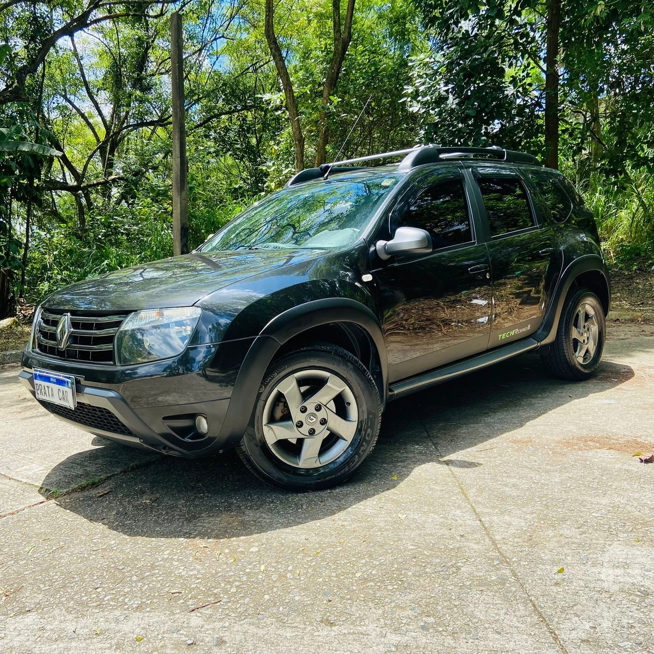 RENAULT DUSTER
