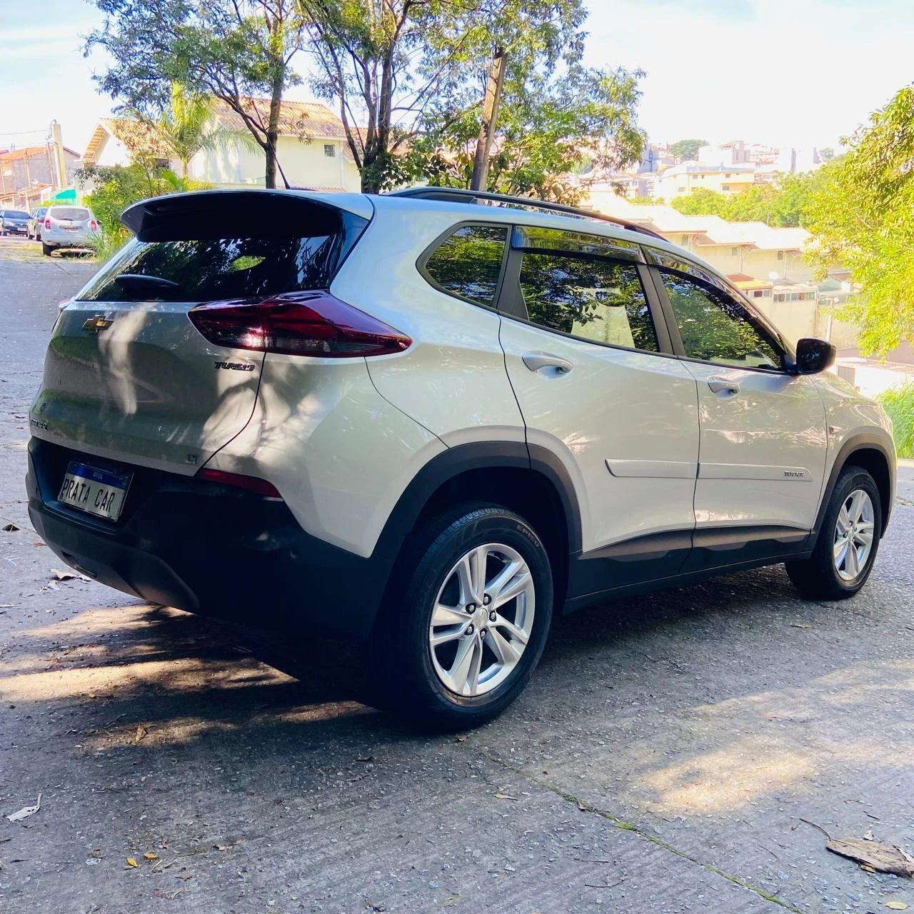 CHEVROLET TRACKER
