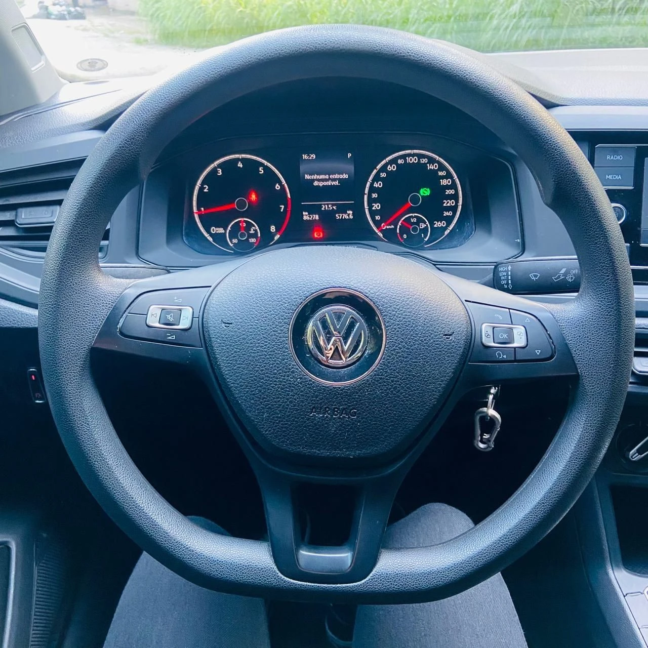 VOLKSWAGEN VIRTUS