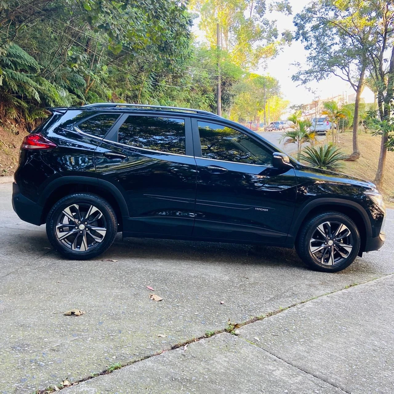 CHEVROLET TRACKER